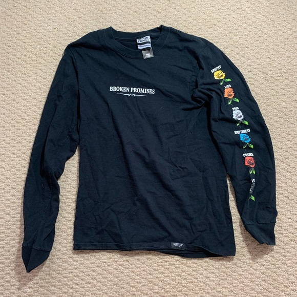 Broken Promises T-Shirt Men’s Small - Picture 1 of 2